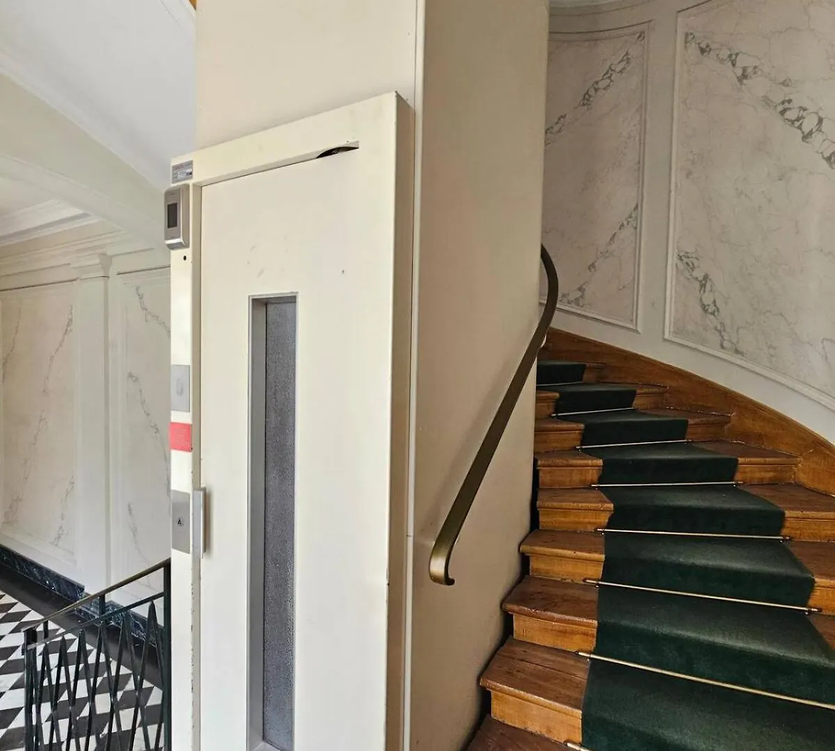 Art1 Opera Bed & Breakfast Paris